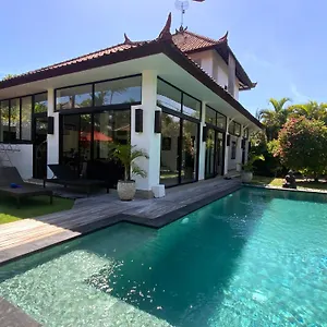 Villa Surga, Seminyak (Bali)
