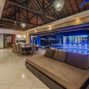 Samudra Raya , Seminyak (Bali) Indonesia